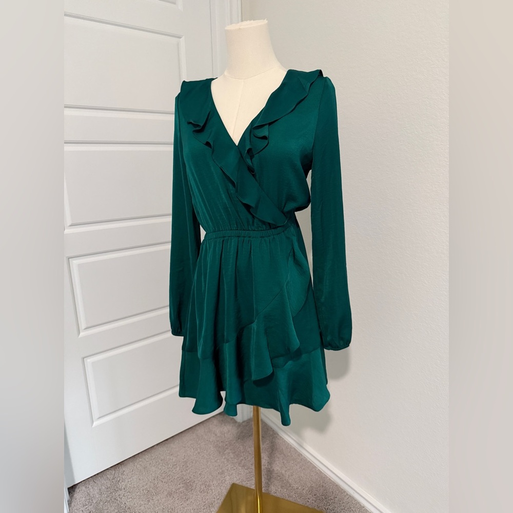 Express Green Ruffle Dress - Picture 3 of 5